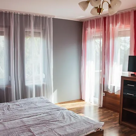 Апартаменты Butik Apartmanhaz