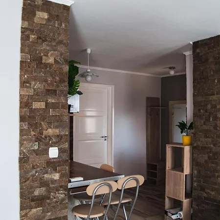 Butik Apartmanhaz * Фоньод