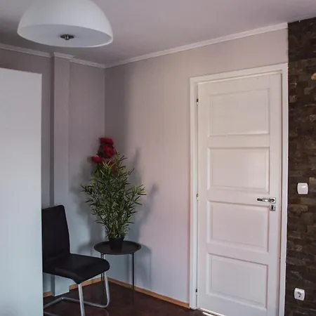 Butik Apartmanhaz * Фоньод