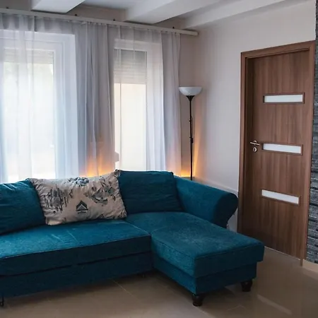 Butik Apartmanhaz *