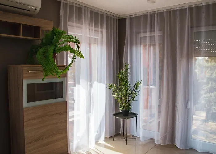 Butik Apartmanhaz Lägenhet *